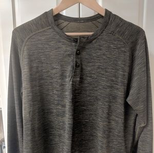 Lululemon Metal Vent Tech Henley, size large